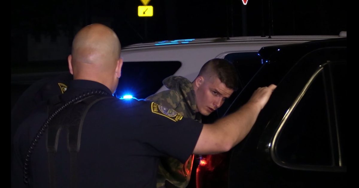 HN VIDEO: Wanted man suddenly runs from cops… [UPDATED] – Hyannis News ...
